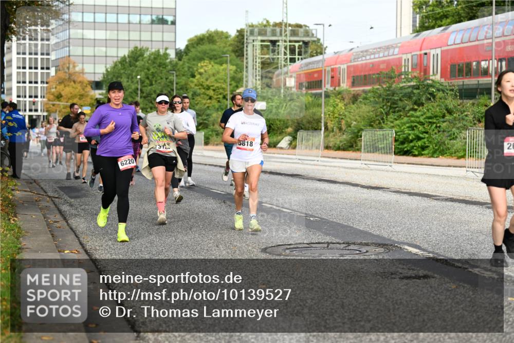 06.09.2026 - CURREX Alsterlauf Dr. Thomas Lammeyer http://msf.ph/oto/10139527 06.09.2026 10:06:36 Laufen 416, 26, 5818, 6220 meine-sportfotos.de