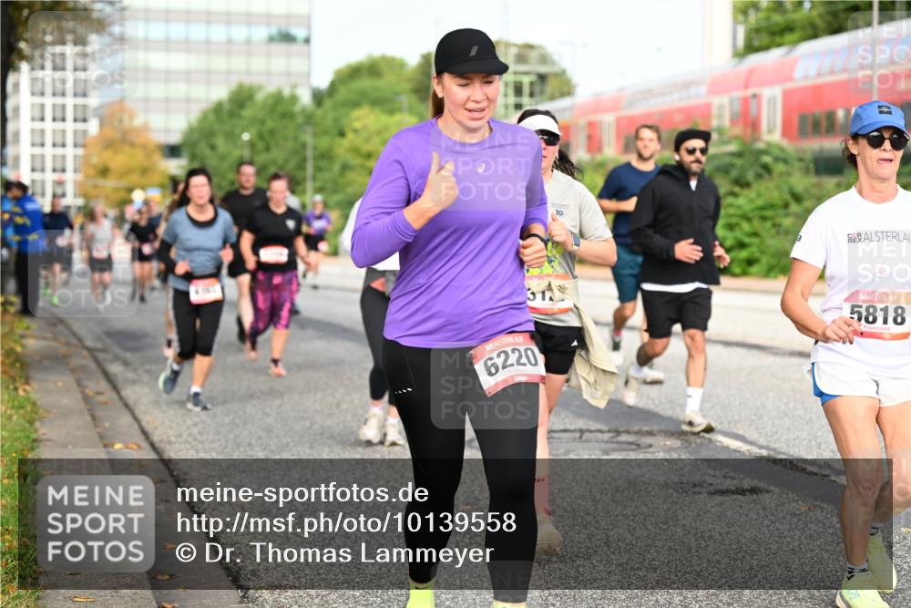 06.09.2026 - CURREX Alsterlauf Dr. Thomas Lammeyer http://msf.ph/oto/10139558 06.09.2026 10:06:38 Laufen 10, 31, 5818, 6220 meine-sportfotos.de