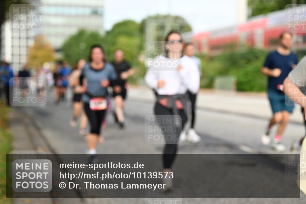 06.09.2026 - CURREX Alsterlauf Dr. Thomas Lammeyer http://msf.ph/oto/10139573 06.09.2026 10:06:40 Laufen  meine-sportfotos.de