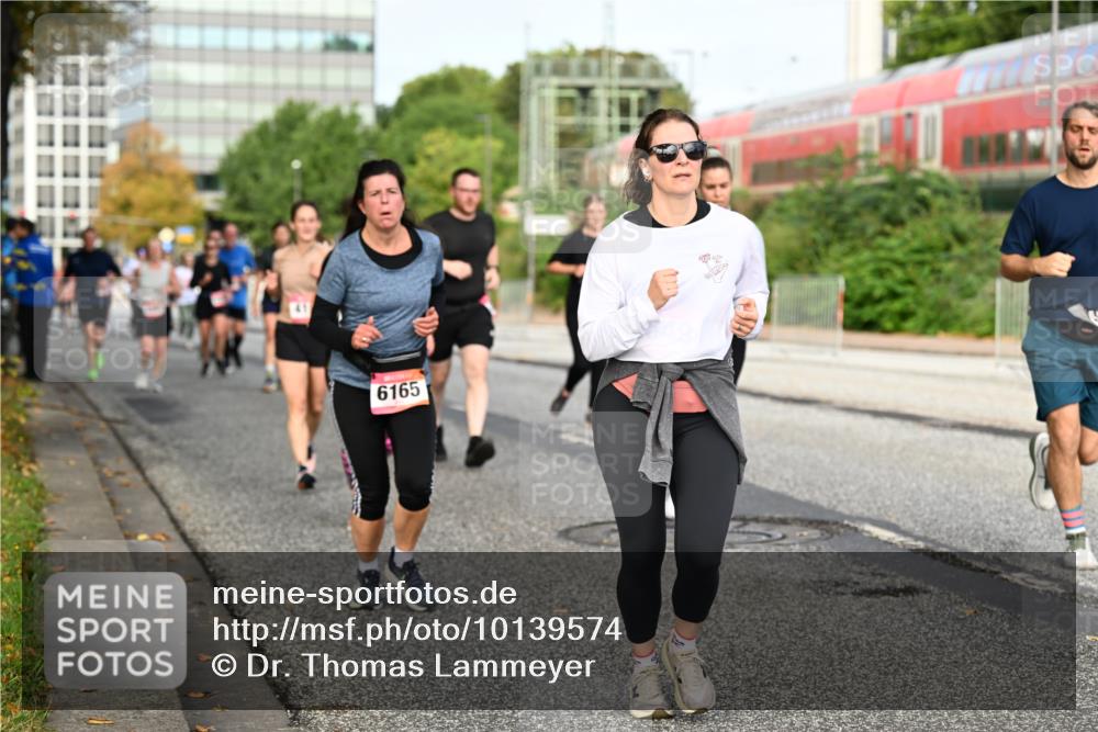 06.09.2026 - CURREX Alsterlauf Dr. Thomas Lammeyer http://msf.ph/oto/10139574 06.09.2026 10:06:40 Laufen 6165 meine-sportfotos.de