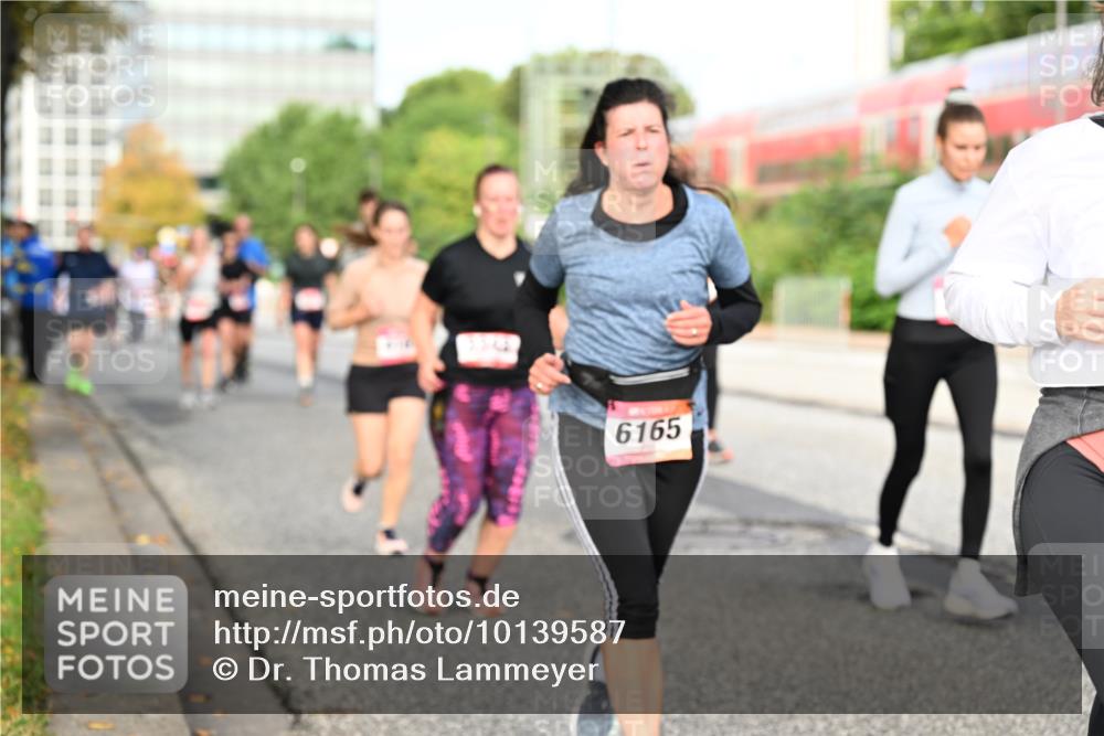 06.09.2026 - CURREX Alsterlauf Dr. Thomas Lammeyer http://msf.ph/oto/10139587 06.09.2026 10:06:41 Laufen 6165 meine-sportfotos.de