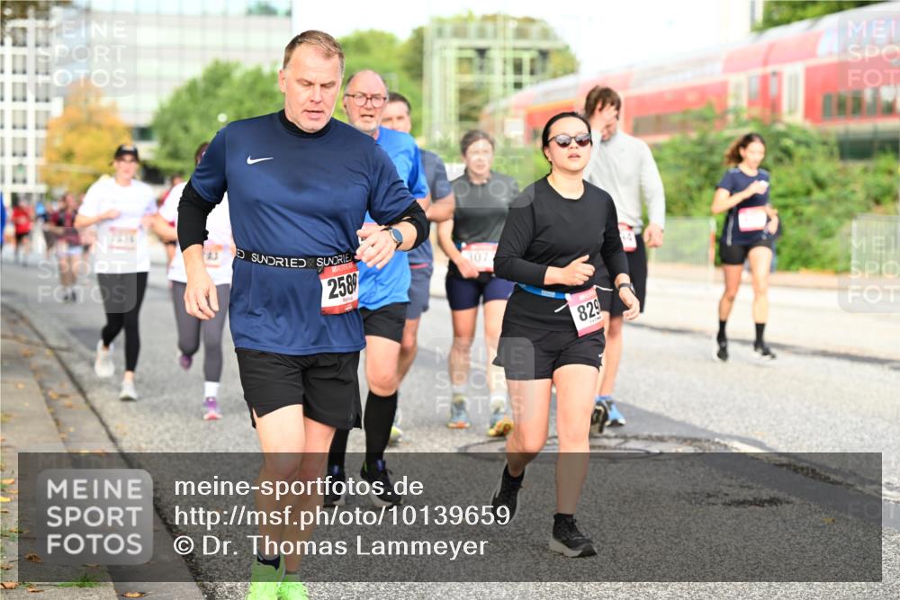 06.09.2026 - CURREX Alsterlauf Dr. Thomas Lammeyer http://msf.ph/oto/10139659 06.09.2026 10:06:49 Laufen 9, 3, 2589, 307, 829 meine-sportfotos.de