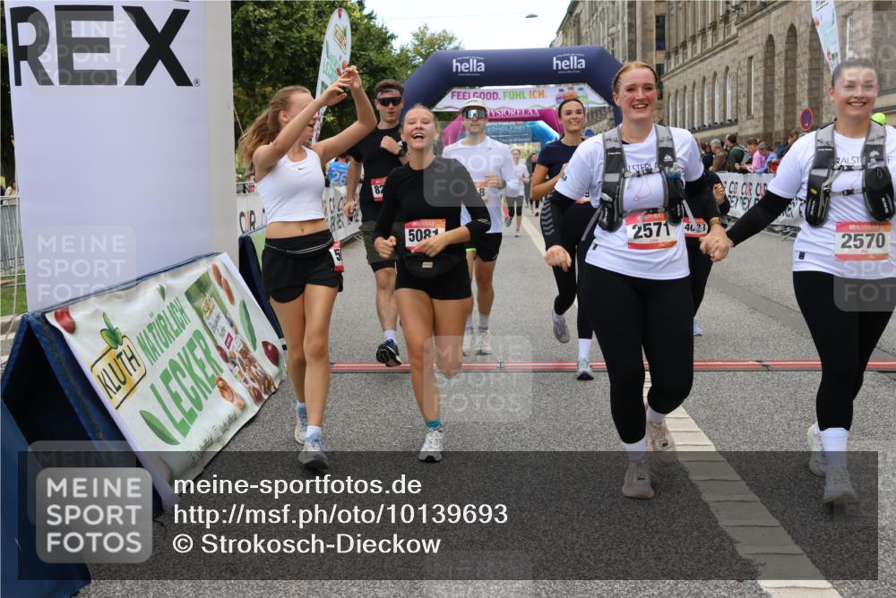 06.09.2026 - CURREX Alsterlauf Strokosch-Dieckow http://msf.ph/oto/10139693 06.09.2026 10:16:03 Ziel 2570, 2571, 2689, 2810, 3234, 3281, 3311, 4028, 4043, 4154, 4156, 4264, 4319, 4320, 4733, 5065, 5081, 5476, 5618, 5825, 8218 meine-sportfotos.de