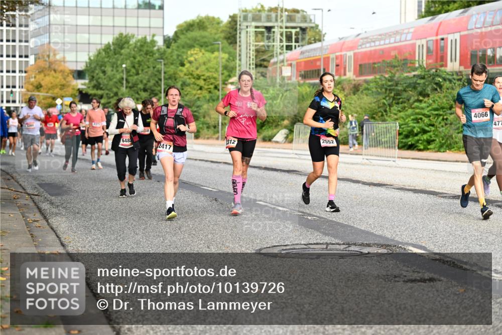 06.09.2026 - CURREX Alsterlauf Dr. Thomas Lammeyer http://msf.ph/oto/10139726 06.09.2026 10:06:55 Laufen 3360, 6483, 2552, 312, 2417, 4066, 477 meine-sportfotos.de