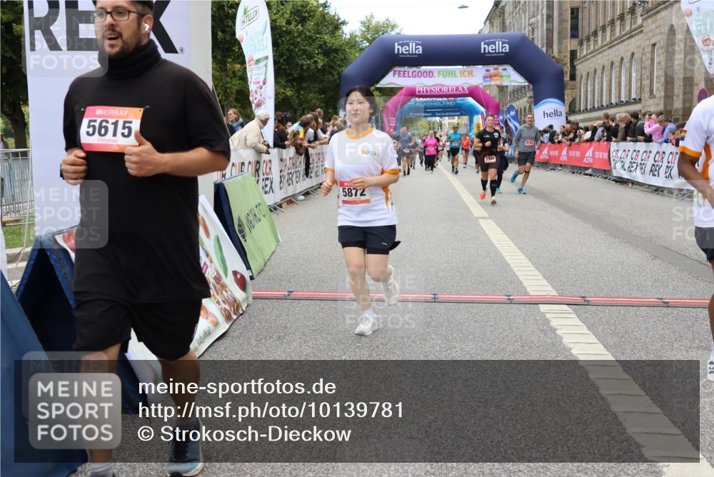 06.09.2026 - CURREX Alsterlauf Strokosch-Dieckow http://msf.ph/oto/10139781 06.09.2026 10:17:18 Ziel 1092, 2368, 2688, 2922, 3199, 3459, 5223, 5615, 5872, 5876, 6143 meine-sportfotos.de