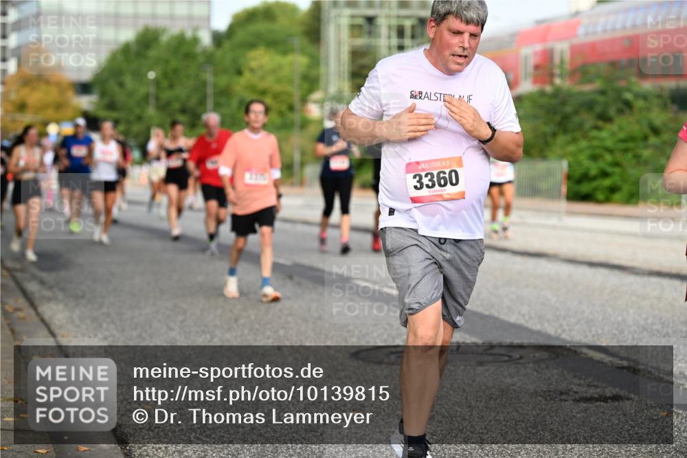 06.09.2026 - CURREX Alsterlauf Dr. Thomas Lammeyer http://msf.ph/oto/10139815 06.09.2026 10:07:04 Laufen 3360 meine-sportfotos.de