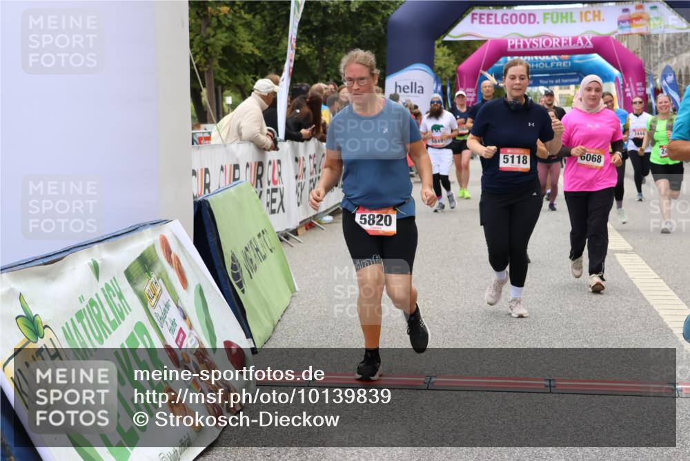 06.09.2026 - CURREX Alsterlauf Strokosch-Dieckow http://msf.ph/oto/10139839 06.09.2026 10:17:27 Ziel 2368, 2462, 2546, 2547, 2597, 2598, 2922, 2985, 3117, 3444, 5118, 5635, 5820, 6068, 6081, 6143 meine-sportfotos.de