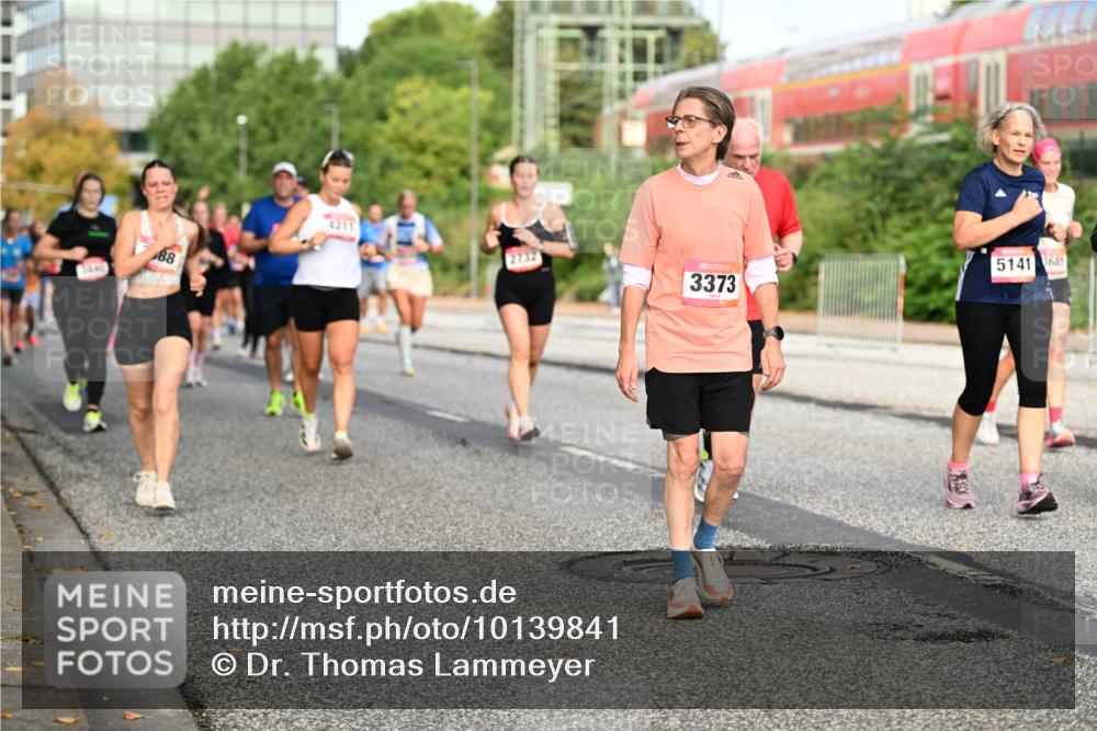 06.09.2026 - CURREX Alsterlauf Dr. Thomas Lammeyer http://msf.ph/oto/10139841 06.09.2026 10:07:07 Laufen 88, 4211, 3373, 5141, 683 meine-sportfotos.de