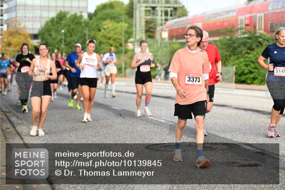 06.09.2026 - CURREX Alsterlauf Dr. Thomas Lammeyer http://msf.ph/oto/10139845 06.09.2026 10:07:08 Laufen 20, 3988, 4211, 2732, 3373, 5141 meine-sportfotos.de