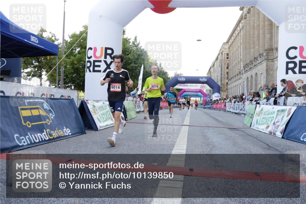 06.09.2026 - CURREX Alsterlauf Yannick Fuchs http://msf.ph/oto/10139850 06.09.2026 09:46:11 Ziel 2122, 4970, 5846, 5906, 6014, 6406, 8158, 8210, 8266 meine-sportfotos.de