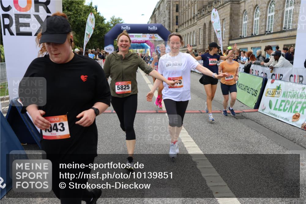 06.09.2026 - CURREX Alsterlauf Strokosch-Dieckow http://msf.ph/oto/10139851 06.09.2026 10:16:09 Ziel 2019, 2098, 2689, 2810, 3311, 3539, 4028, 4043, 4056, 4069, 4264, 4733, 5065, 5081, 5425, 5618, 5825, 5945, 8218 meine-sportfotos.de
