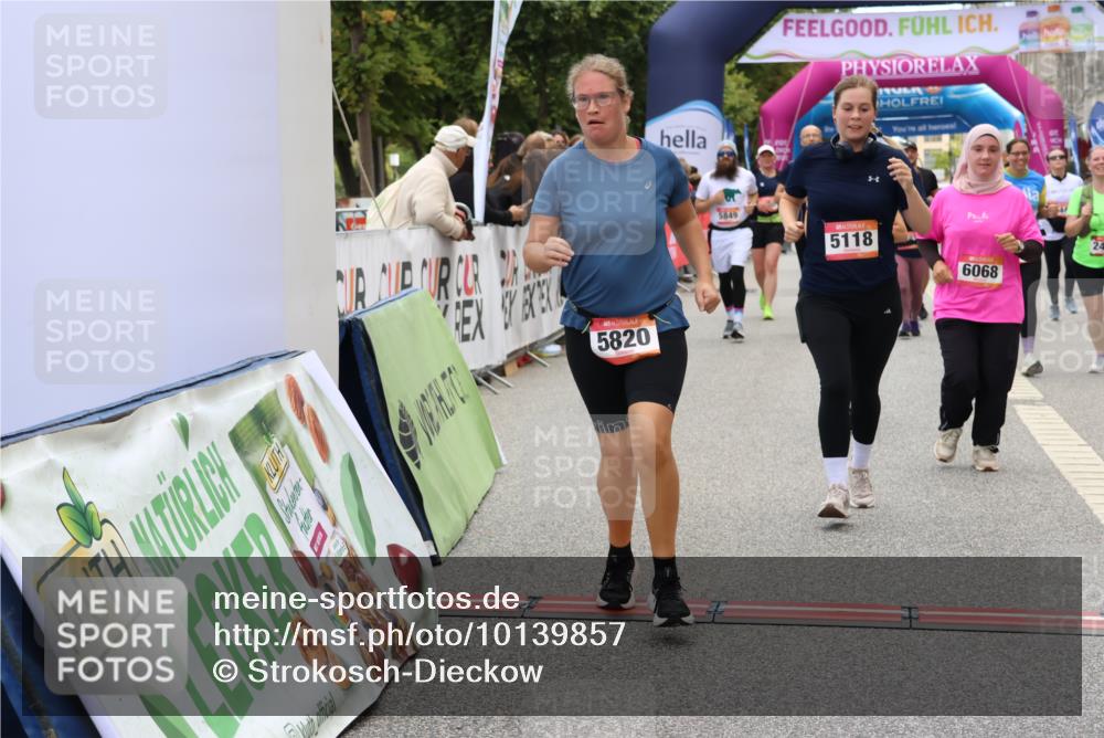 06.09.2026 - CURREX Alsterlauf Strokosch-Dieckow http://msf.ph/oto/10139857 06.09.2026 10:17:27 Ziel 2368, 2462, 2546, 2547, 2597, 2598, 2922, 2985, 3117, 3444, 5118, 5635, 5820, 6068, 6081, 6143 meine-sportfotos.de