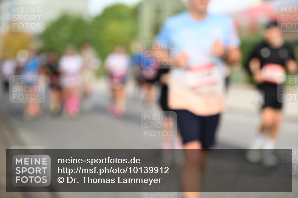 06.09.2026 - CURREX Alsterlauf Dr. Thomas Lammeyer http://msf.ph/oto/10139912 06.09.2026 10:07:14 Laufen  meine-sportfotos.de