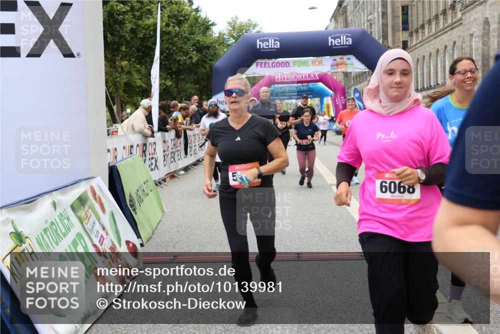 06.09.2026 - CURREX Alsterlauf Strokosch-Dieckow http://msf.ph/oto/10139981 06.09.2026 10:17:30 Ziel 2462, 2546, 2547, 2597, 2598, 2911, 2985, 3117, 3444, 3709, 5118, 5560, 5635, 5820, 5849, 6068, 6081, 6342, 6363, 8109 meine-sportfotos.de