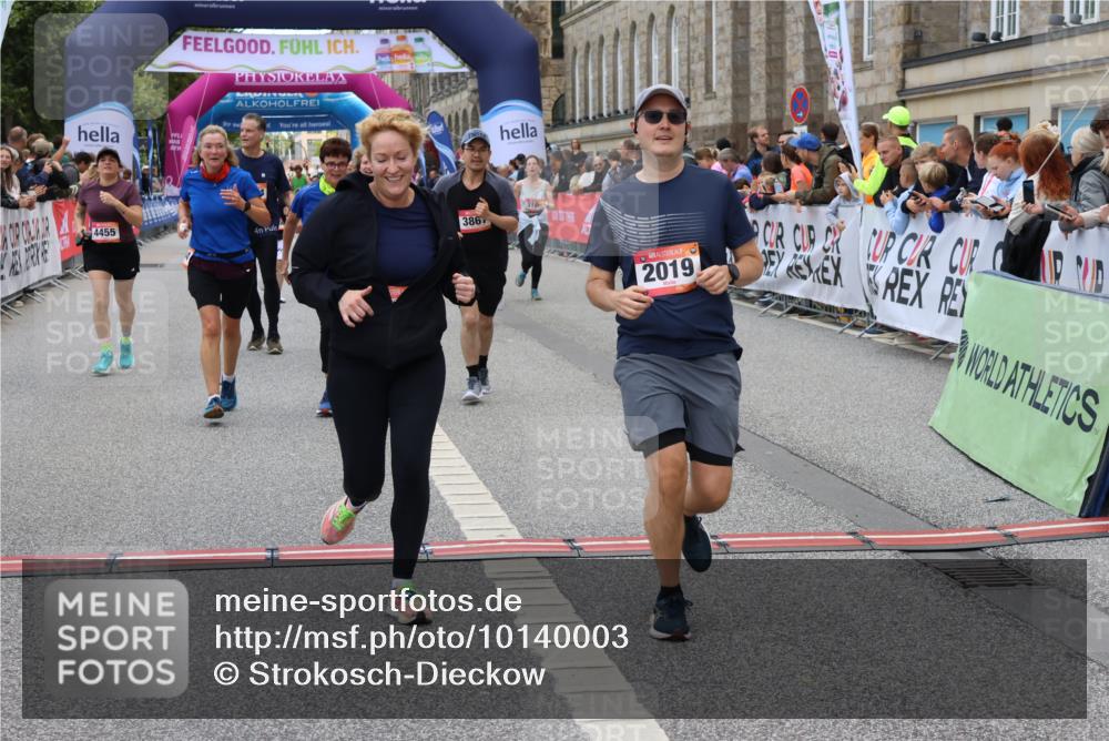 06.09.2026 - CURREX Alsterlauf Strokosch-Dieckow http://msf.ph/oto/10140003 06.09.2026 10:16:14 Ziel 2019, 2098, 2614, 2810, 2881, 2884, 3189, 3539, 3867, 4043, 4056, 4069, 4455, 5425, 5559, 5564, 5825, 5945 meine-sportfotos.de