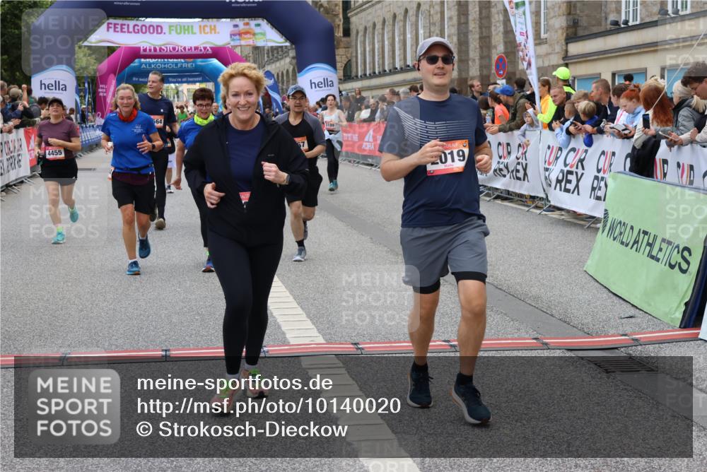 06.09.2026 - CURREX Alsterlauf Strokosch-Dieckow http://msf.ph/oto/10140020 06.09.2026 10:16:14 Ziel 2019, 2098, 2614, 2810, 2881, 2884, 3189, 3539, 3867, 4043, 4056, 4069, 4455, 5425, 5559, 5564, 5825, 5945 meine-sportfotos.de