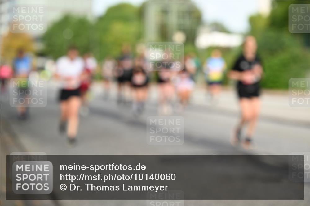 06.09.2026 - CURREX Alsterlauf Dr. Thomas Lammeyer http://msf.ph/oto/10140060 06.09.2026 10:07:30 Laufen  meine-sportfotos.de