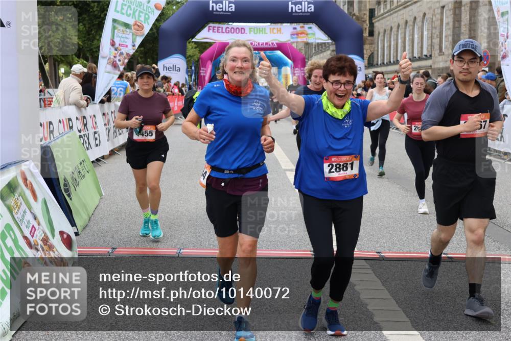 06.09.2026 - CURREX Alsterlauf Strokosch-Dieckow http://msf.ph/oto/10140072 06.09.2026 10:16:17 Ziel 2019, 2614, 2881, 2884, 3189, 3539, 3867, 4396, 4455, 5425, 5559, 5564, 5787, 5945 meine-sportfotos.de