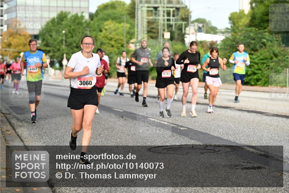 06.09.2026 - CURREX Alsterlauf Dr. Thomas Lammeyer http://msf.ph/oto/10140073 06.09.2026 10:07:31 Laufen 6467, 3060, 4783, 4782, 4517 meine-sportfotos.de