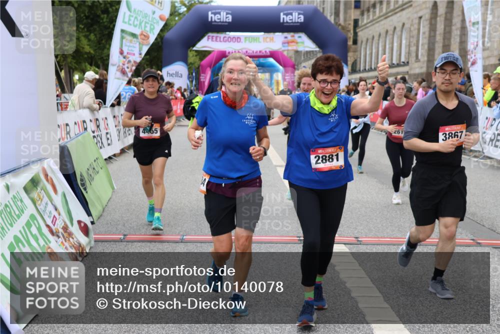 06.09.2026 - CURREX Alsterlauf Strokosch-Dieckow http://msf.ph/oto/10140078 06.09.2026 10:16:17 Ziel 2019, 2614, 2881, 2884, 3189, 3539, 3867, 4396, 4455, 5425, 5559, 5564, 5787, 5945 meine-sportfotos.de