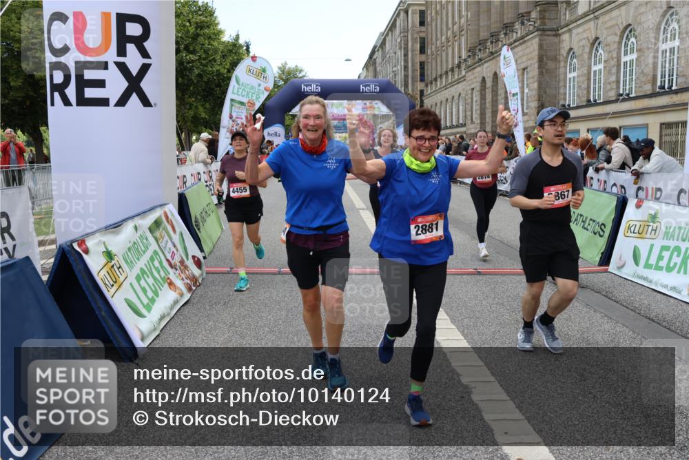 06.09.2026 - CURREX Alsterlauf Strokosch-Dieckow http://msf.ph/oto/10140124 06.09.2026 10:16:17 Ziel 2019, 2614, 2881, 2884, 3189, 3539, 3867, 4396, 4455, 5425, 5559, 5564, 5787, 5945 meine-sportfotos.de