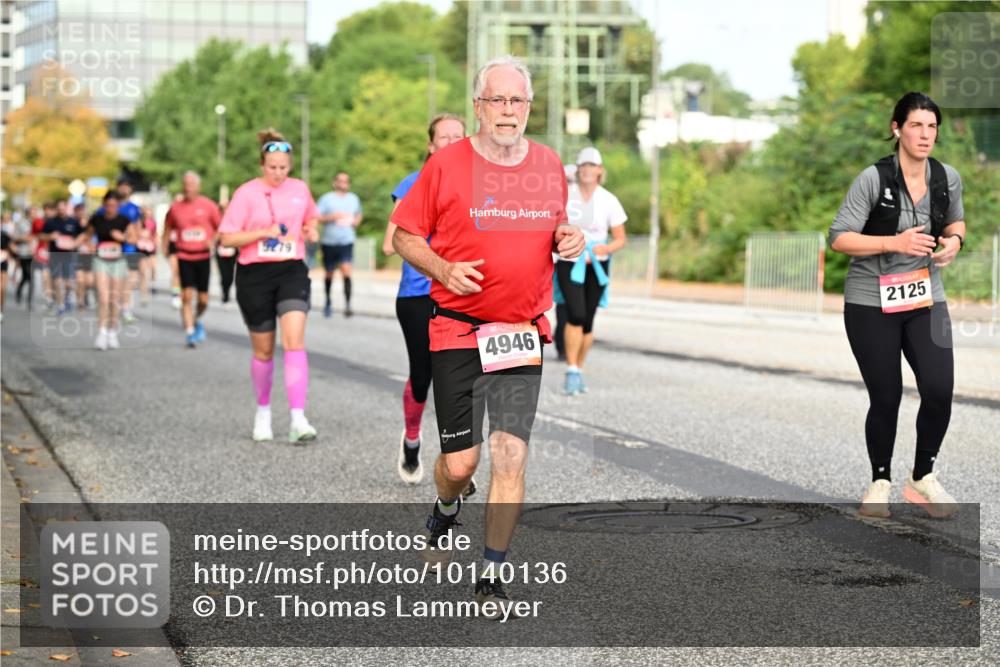 06.09.2026 - CURREX Alsterlauf Dr. Thomas Lammeyer http://msf.ph/oto/10140136 06.09.2026 10:07:39 Laufen 4946, 2125 meine-sportfotos.de