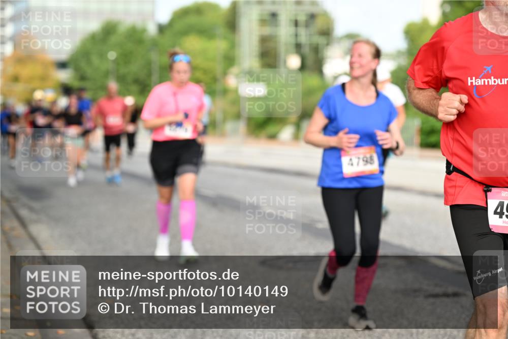 06.09.2026 - CURREX Alsterlauf Dr. Thomas Lammeyer http://msf.ph/oto/10140149 06.09.2026 10:07:41 Laufen 4798, 49 meine-sportfotos.de
