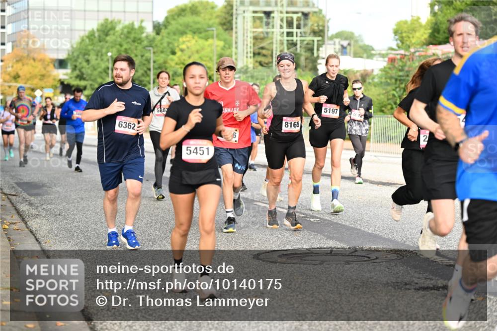 06.09.2026 - CURREX Alsterlauf Dr. Thomas Lammeyer http://msf.ph/oto/10140175 06.09.2026 10:07:50 Laufen 5883, 8165, 340, 6362, 5451, 5197, 46, 12, 2 meine-sportfotos.de