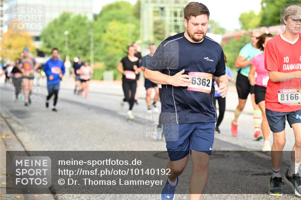 06.09.2026 - CURREX Alsterlauf Dr. Thomas Lammeyer http://msf.ph/oto/10140192 06.09.2026 10:07:52 Laufen 30, 10, 6362, 8166 meine-sportfotos.de