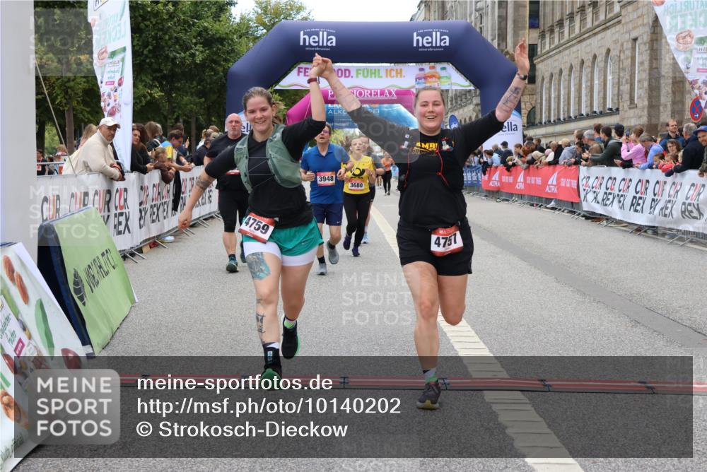 06.09.2026 - CURREX Alsterlauf Strokosch-Dieckow http://msf.ph/oto/10140202 06.09.2026 10:17:47 Ziel 2070, 2795, 3680, 3797, 3823, 3948, 4757, 4759, 5177, 5491 meine-sportfotos.de