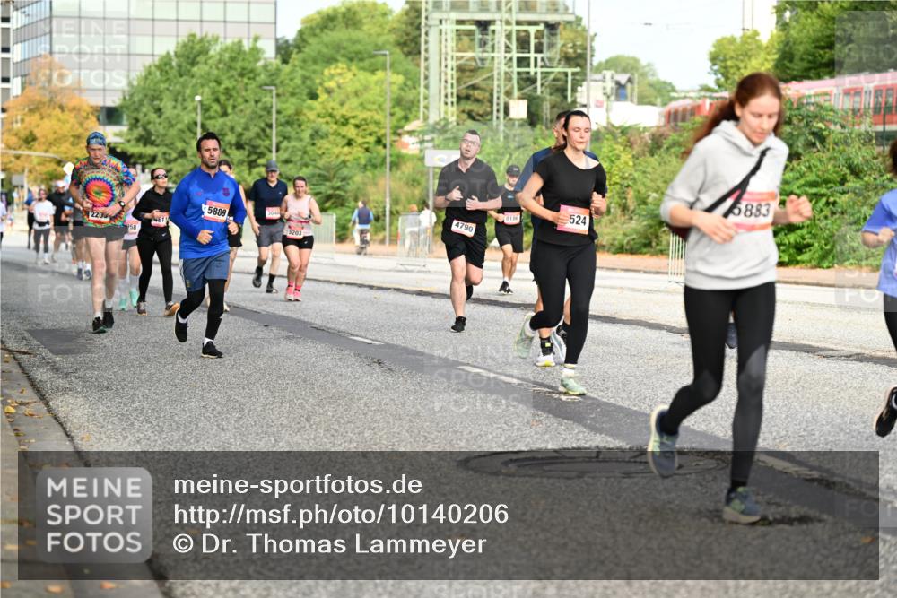 06.09.2026 - CURREX Alsterlauf Dr. Thomas Lammeyer http://msf.ph/oto/10140206 06.09.2026 10:07:54 Laufen 5889, 30, 48, 220, 4611, 203, 58, 4790, 6883, 8186, 524 meine-sportfotos.de