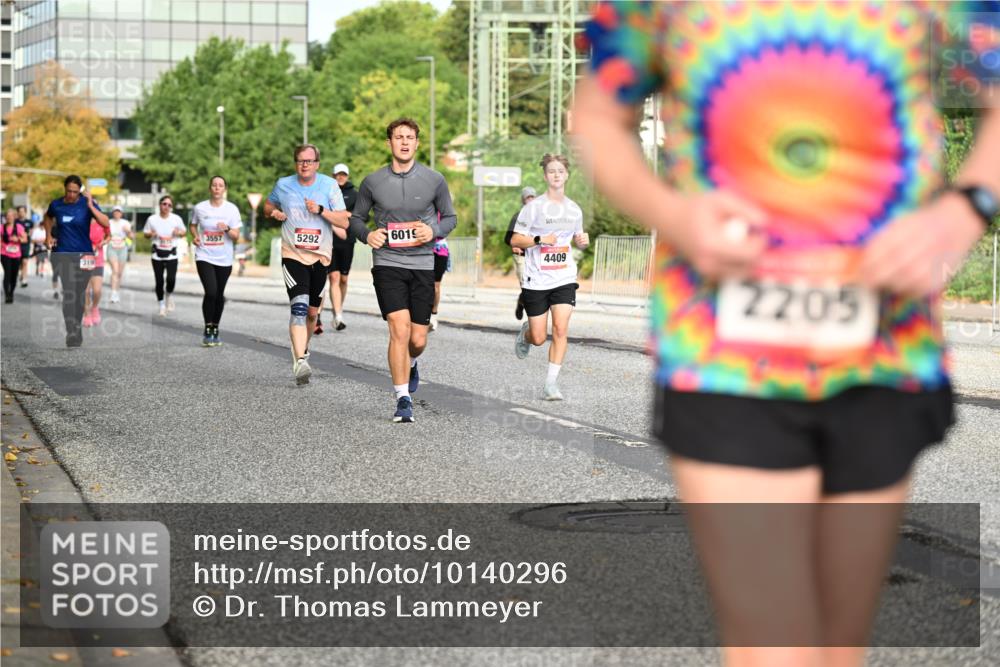 06.09.2026 - CURREX Alsterlauf Dr. Thomas Lammeyer http://msf.ph/oto/10140296 06.09.2026 10:08:04 Laufen 3557, 5292, 6019, 4409, 2205 meine-sportfotos.de