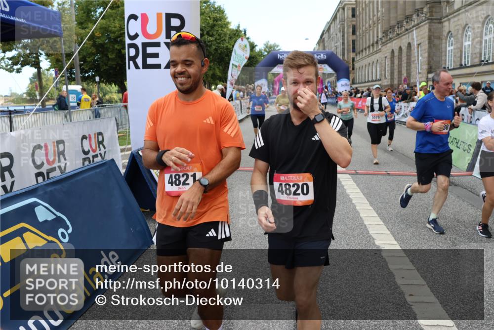 06.09.2026 - CURREX Alsterlauf Strokosch-Dieckow http://msf.ph/oto/10140314 06.09.2026 10:16:30 Ziel 2431, 2432, 2744, 2851, 2880, 2887, 2888, 2910, 3015, 3019, 3788, 4314, 4315, 4366, 4820, 4821, 5578, 6217 meine-sportfotos.de