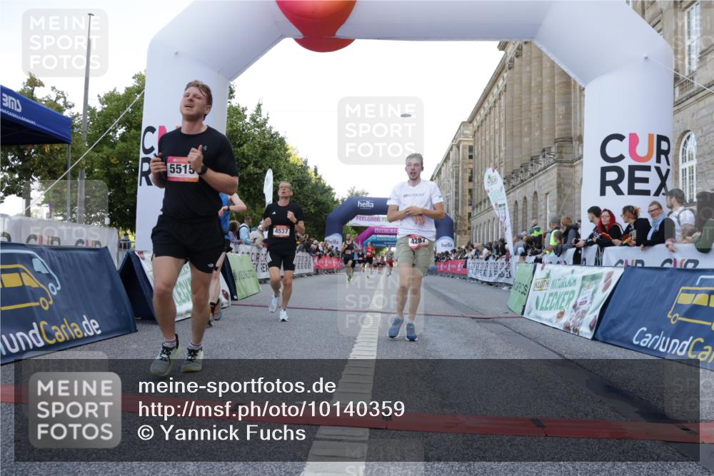 06.09.2026 - CURREX Alsterlauf Yannick Fuchs http://msf.ph/oto/10140359 06.09.2026 09:46:21 Ziel 2342, 2703, 3132, 4287, 4537, 4619, 4824, 5419, 5515, 5906, 6406, 8266 meine-sportfotos.de