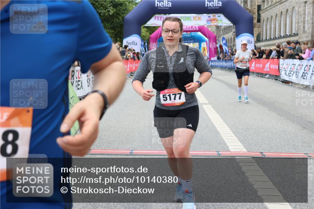 06.09.2026 - CURREX Alsterlauf Strokosch-Dieckow http://msf.ph/oto/10140380 06.09.2026 10:17:52 Ziel 2645, 2710, 2795, 3680, 3948, 4757, 4759, 5177 meine-sportfotos.de