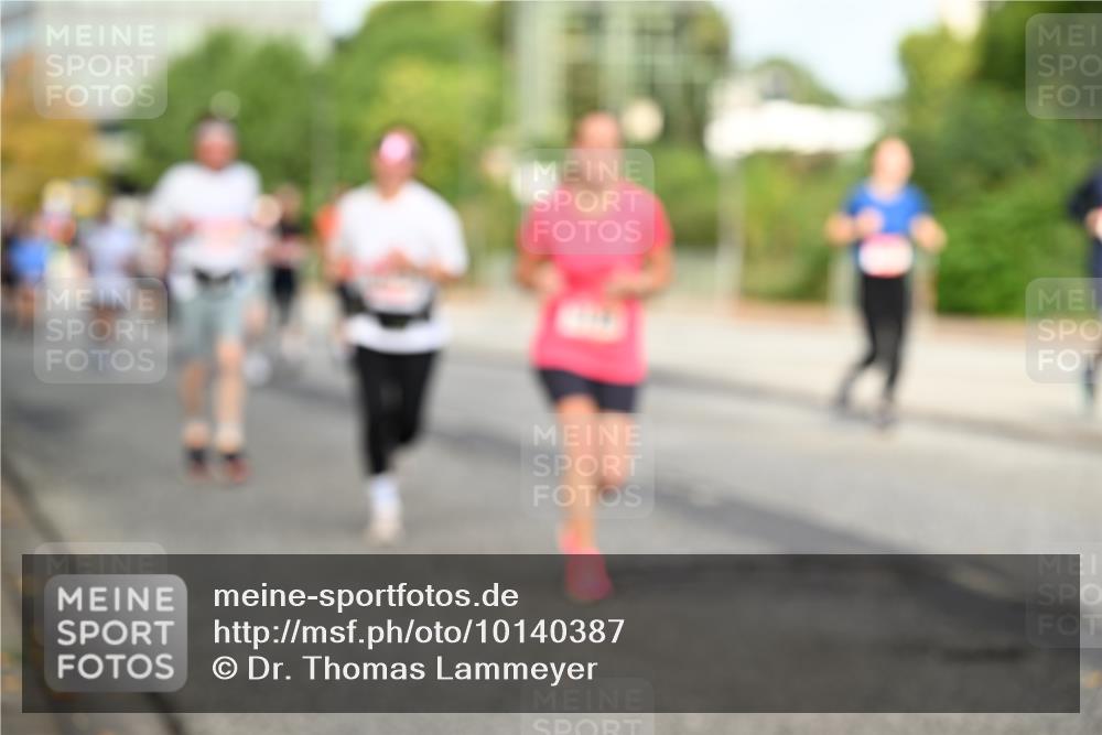 06.09.2026 - CURREX Alsterlauf Dr. Thomas Lammeyer http://msf.ph/oto/10140387 06.09.2026 10:08:13 Laufen  meine-sportfotos.de