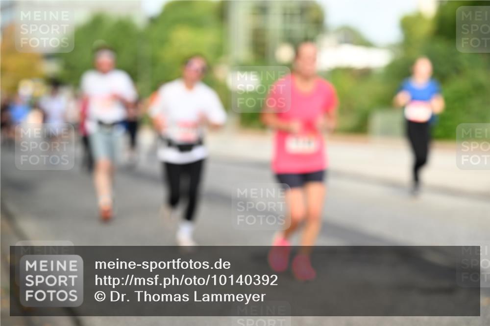 06.09.2026 - CURREX Alsterlauf Dr. Thomas Lammeyer http://msf.ph/oto/10140392 06.09.2026 10:08:13 Laufen  meine-sportfotos.de