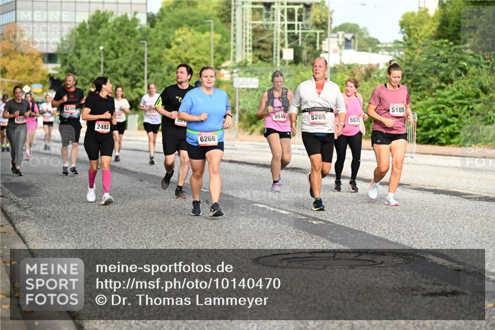 06.09.2026 - CURREX Alsterlauf Dr. Thomas Lammeyer http://msf.ph/oto/10140470 06.09.2026 10:08:24 Laufen 6237, 6235, 2493, 4442, 6266, 4948, 5285, 5573, 5185 meine-sportfotos.de