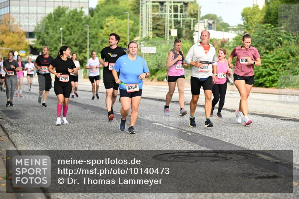 06.09.2026 - CURREX Alsterlauf Dr. Thomas Lammeyer http://msf.ph/oto/10140473 06.09.2026 10:08:24 Laufen 6235, 2493, 36, 6266, 494, 5285, 5573, 518 meine-sportfotos.de