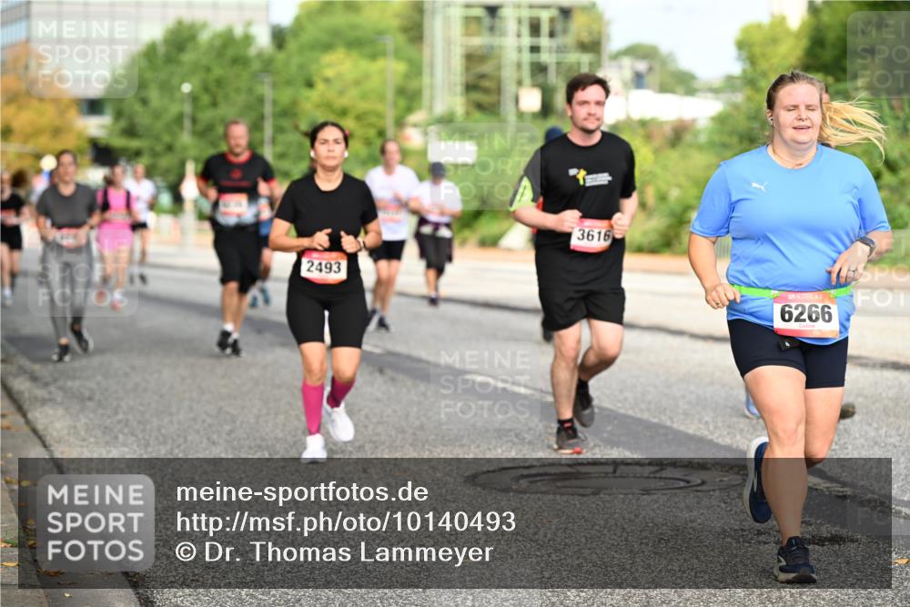 06.09.2026 - CURREX Alsterlauf Dr. Thomas Lammeyer http://msf.ph/oto/10140493 06.09.2026 10:08:27 Laufen 2493, 3616, 6266 meine-sportfotos.de