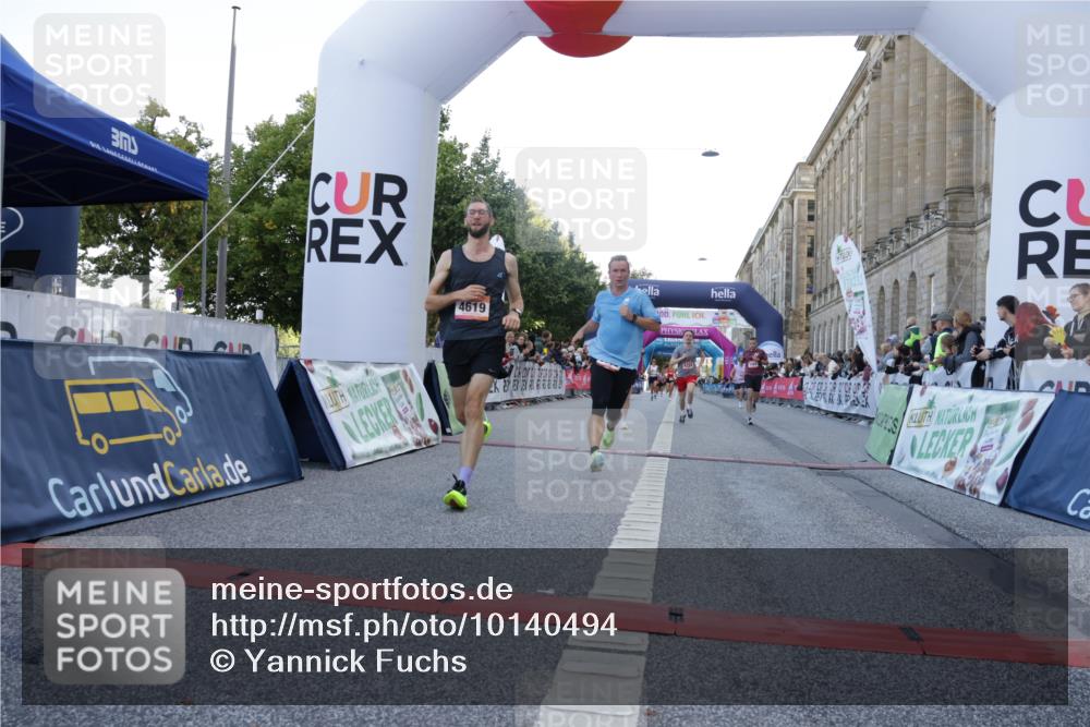 06.09.2026 - CURREX Alsterlauf Yannick Fuchs http://msf.ph/oto/10140494 06.09.2026 09:46:25 Ziel 2342, 3132, 3182, 4183, 4287, 4537, 4619, 4824, 5419, 5515, 6224 meine-sportfotos.de