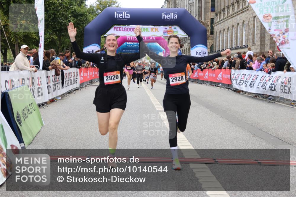 06.09.2026 - CURREX Alsterlauf Strokosch-Dieckow http://msf.ph/oto/10140544 06.09.2026 10:18:01 Ziel 2645, 2710, 2920, 2928, 3018, 3917, 4915, 4977 meine-sportfotos.de