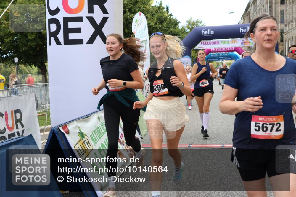 06.09.2026 - CURREX Alsterlauf Strokosch-Dieckow http://msf.ph/oto/10140564 06.09.2026 10:16:43 Ziel 2328, 2454, 2578, 2736, 2859, 3167, 3290, 3330, 3508, 3509, 3645, 4123, 4220, 4353, 4613, 5307, 5308, 5672, 5859, 8283 meine-sportfotos.de