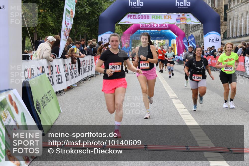 06.09.2026 - CURREX Alsterlauf Strokosch-Dieckow http://msf.ph/oto/10140609 06.09.2026 10:18:06 Ziel 1297, 2920, 2928, 3018, 3917, 4134, 4232, 4906, 4915, 4977 meine-sportfotos.de