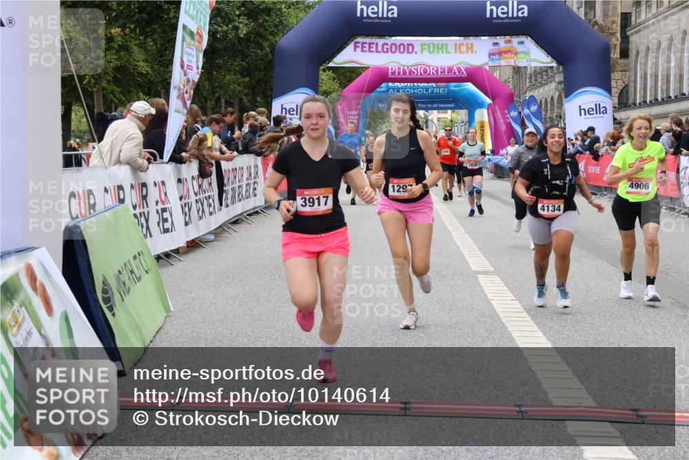 06.09.2026 - CURREX Alsterlauf Strokosch-Dieckow http://msf.ph/oto/10140614 06.09.2026 10:18:06 Ziel 1297, 2920, 2928, 3018, 3917, 4134, 4232, 4906, 4915, 4977 meine-sportfotos.de