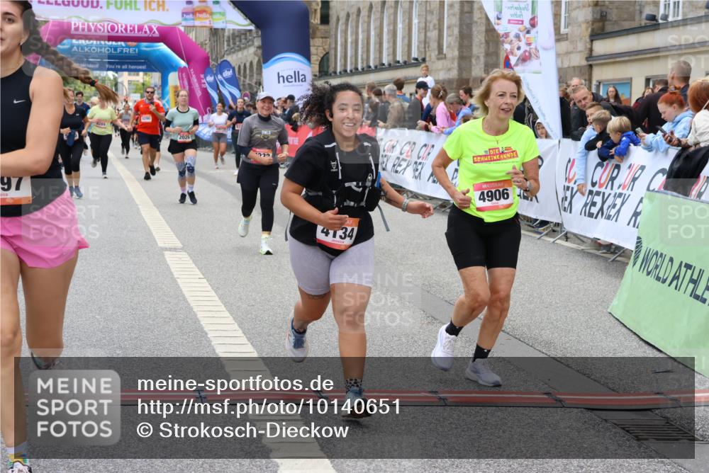 06.09.2026 - CURREX Alsterlauf Strokosch-Dieckow http://msf.ph/oto/10140651 06.09.2026 10:18:07 Ziel 1297, 2026, 2920, 2928, 3018, 3917, 4134, 4232, 4906, 4915 meine-sportfotos.de