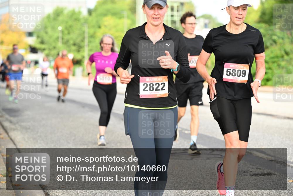 06.09.2026 - CURREX Alsterlauf Dr. Thomas Lammeyer http://msf.ph/oto/10140660 06.09.2026 10:08:44 Laufen 5010, 2822, 00, 5809 meine-sportfotos.de