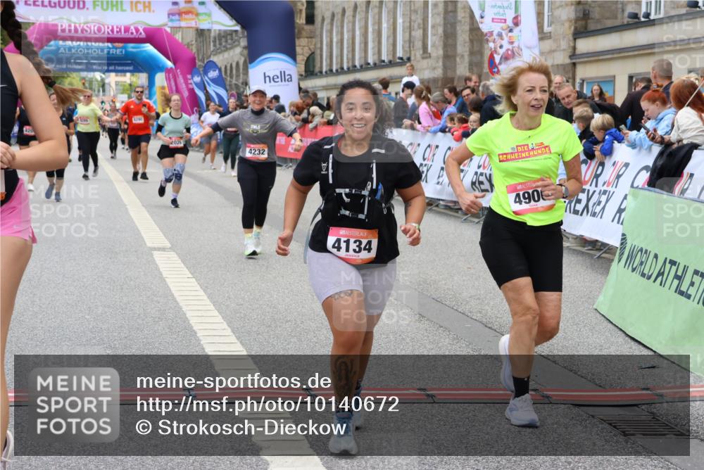 06.09.2026 - CURREX Alsterlauf Strokosch-Dieckow http://msf.ph/oto/10140672 06.09.2026 10:18:08 Ziel 1297, 2026, 2208, 2209, 2920, 2928, 3018, 3917, 4134, 4232, 4906, 4915 meine-sportfotos.de