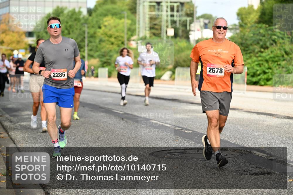 06.09.2026 - CURREX Alsterlauf Dr. Thomas Lammeyer http://msf.ph/oto/10140715 06.09.2026 10:08:51 Laufen 2285, 11, 2678 meine-sportfotos.de