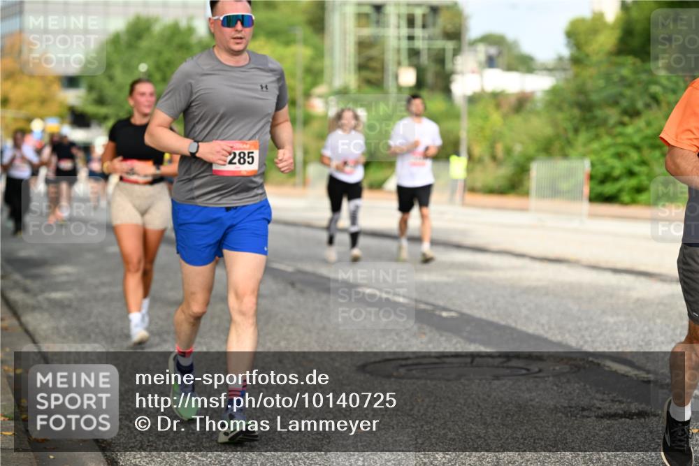 06.09.2026 - CURREX Alsterlauf Dr. Thomas Lammeyer http://msf.ph/oto/10140725 06.09.2026 10:08:52 Laufen 285 meine-sportfotos.de